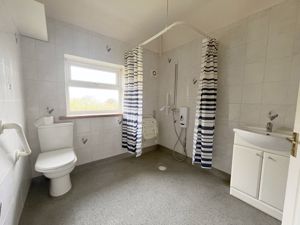 Photo 15- click for photo gallery